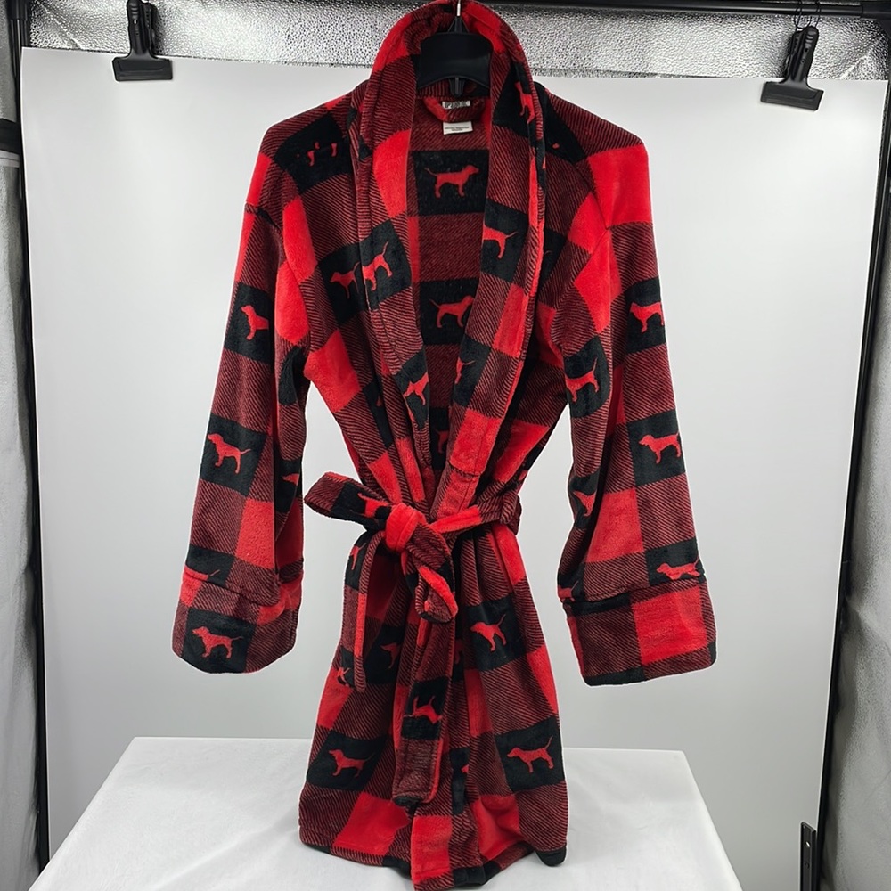Victoria’s Secret PINK Buffalo Plaid Dog Robe Size Medium Large